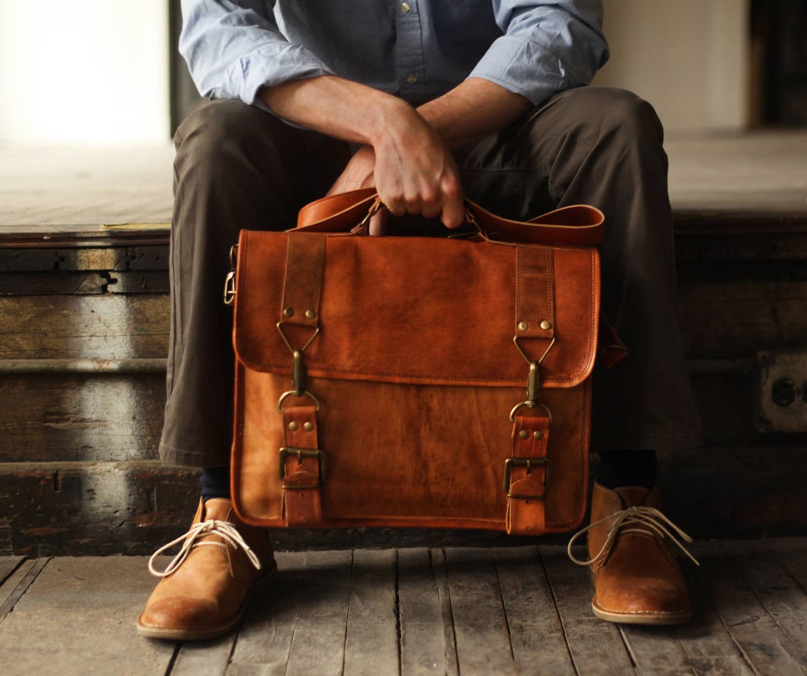 Custom Calgary Men's Leather Messenger Bag