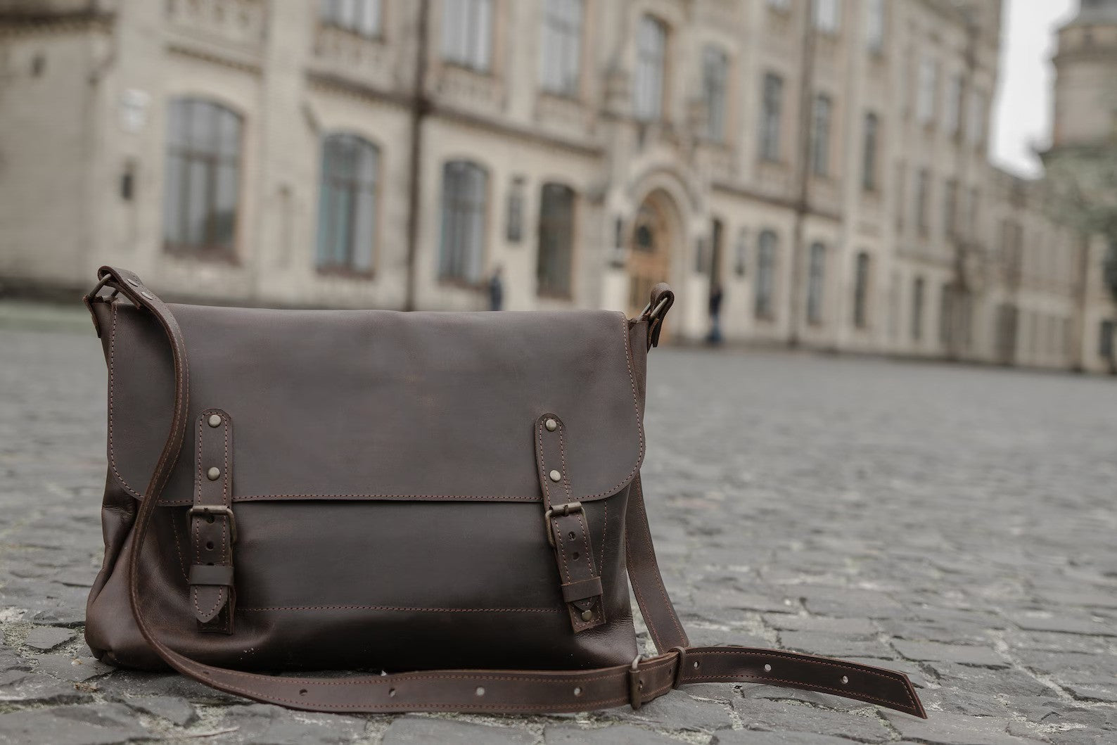 Leather messenger bag, Men's laptop bag