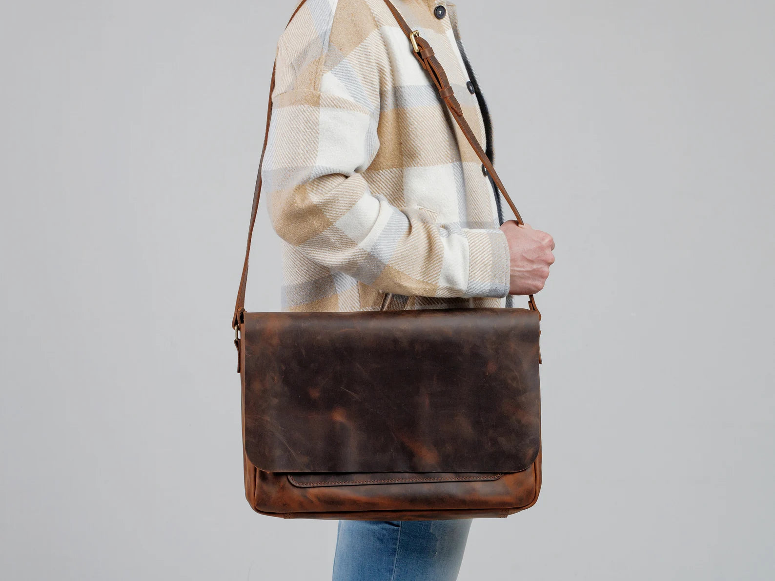 leather messenger bag laptop shoulder bag