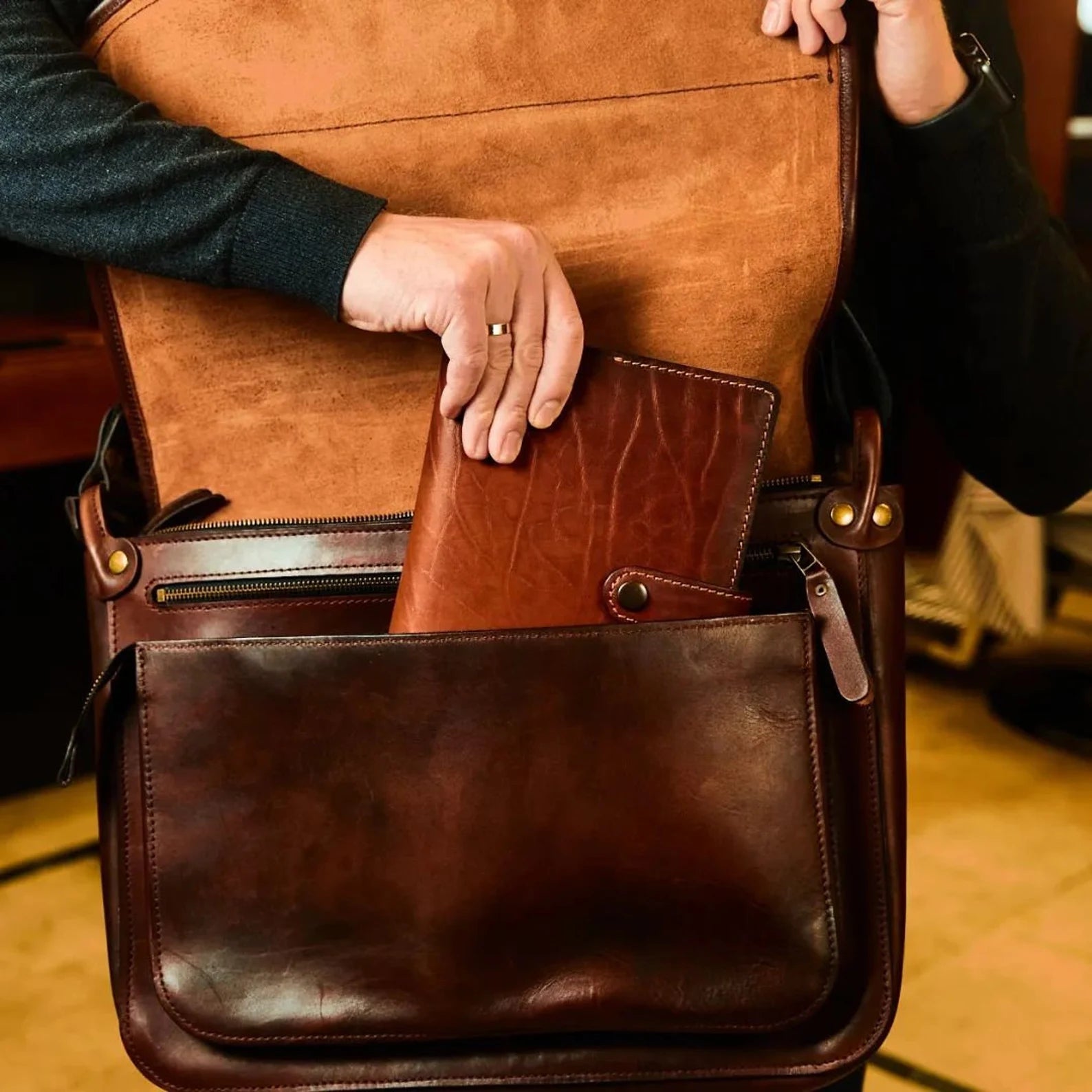leather messenger bag, leather laptop bag