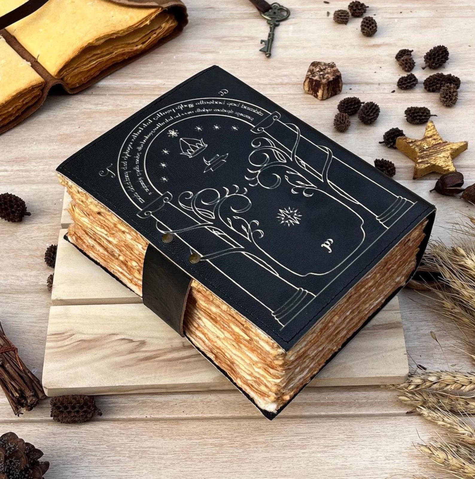Lord of the Rings - handmade leather journal