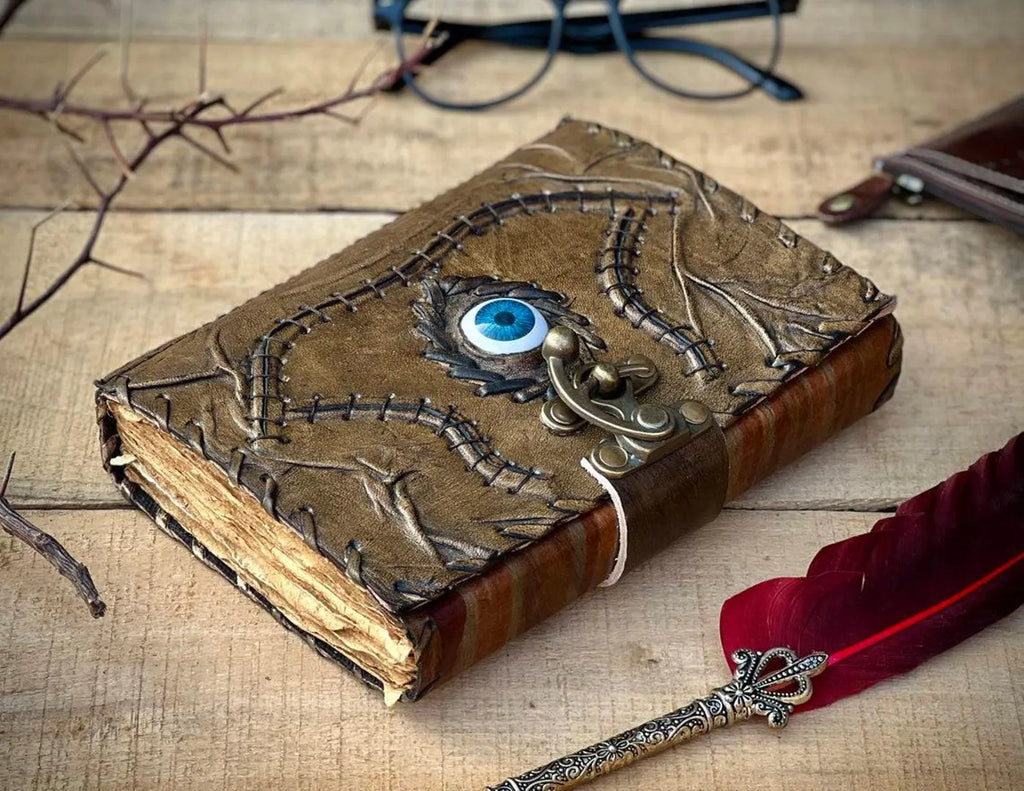 Hocus pocus spell book, book of shadows
