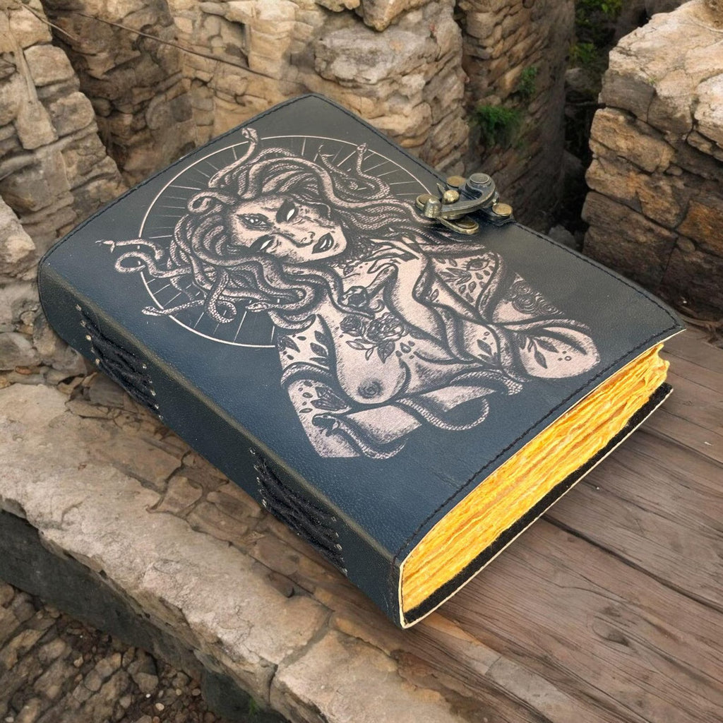 Little Witch Cat Spell Book of shadow